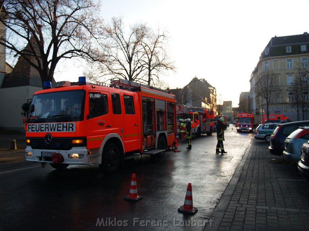 Brand in Kirche Koeln Muelheim Tiefenthalstr   P12.JPG